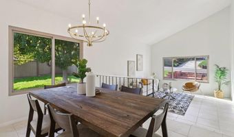 1895 Laurel Rd, Oceanside, CA 92054