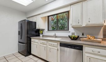 2058 BEACH Ave, Atlantic Beach, FL 32233
