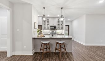2444 Pleasant Willow Dr, Benton, AR 72015
