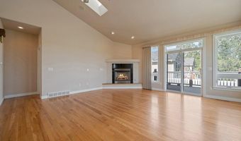 401 STERLING Dr, Cheyenne, WY 82009