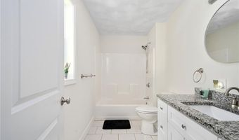 15 Birch Rd, Cumberland, RI 02864