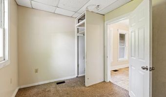 12 Weston St, Augusta, ME 04330