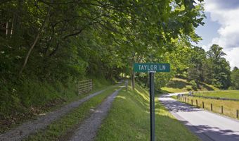 90 Taylor Ln, Alderson, WV 24910