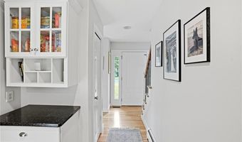 20 Sherman Ave, Bristol, RI 02809