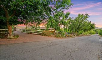5920 Colodny Dr, Agoura Hills, CA 91301