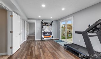 5885 Farmview Dr, Allendale, MI 49401