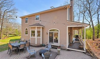 54 Paine Rd, Cumberland, RI 02864