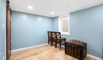 2104 W Oakland Ave, Austin, MN 55912