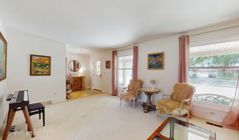 3026 N Stratford Rd, Arlington Heights, IL 60004