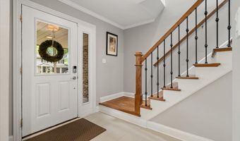 1738 E JONQUIL Ter, Arlington Heights, IL 60004