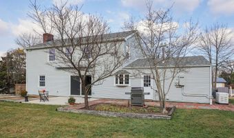 79 Irongate Ln, Aberdeen, NJ 07747