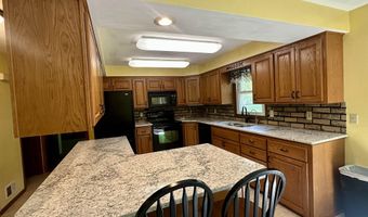 7051 WOODLAND Ln, Amherst, WI 54406