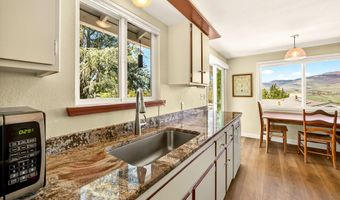 1159 Park St, Ashland, OR 97520