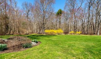454 N Quidnessett Rd, North Kingstown, RI 02852