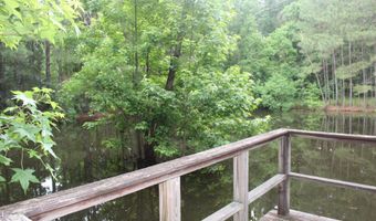 429 River Road Dr, Bogue Chitto, MS 39629