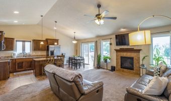 207 NE Georgetown Blvd, Ankeny, IA 50021