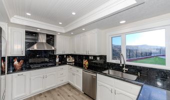 795 S Quail, Anaheim, CA 92807