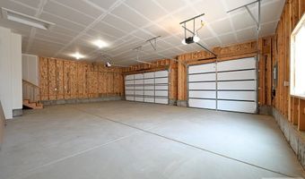 3179 Roundup Ln, Ammon, ID 83406