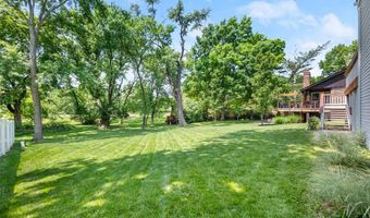 106 Hollyleaf Dr, Ballwin, MO 63021