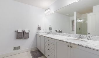 1010 Baldwin Ave, Ann Arbor, MI 48104