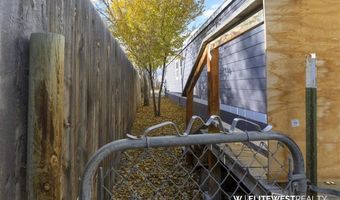 23 3rd Ave W, Deaver, WY 82421