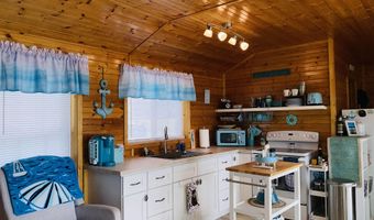 107 Hunter Rd N, Alburgh, VT 05440