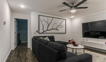 7716 NW 26th St, Bethany, OK 73008