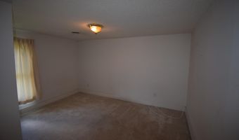 310 WALNUT St, Bridgeville, DE 19933