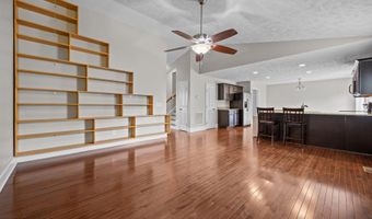 123 Lightwater Dr, Aberdeen, NC 28315