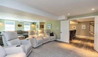54 Pasture Rd, Auburn, NH 03032