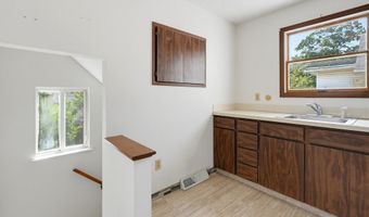 102 Marvin Ave, Akron, OH 44302