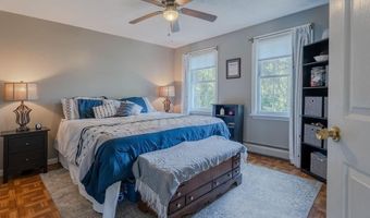 71 Vinton Ave, Cranston, RI 02920