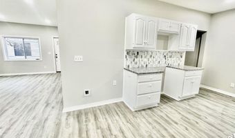 1411 S VanBuren St, Auburn, IN 46706