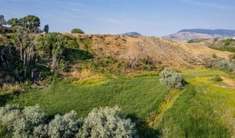 89 W Rocky Rd, Cody, WY 82414