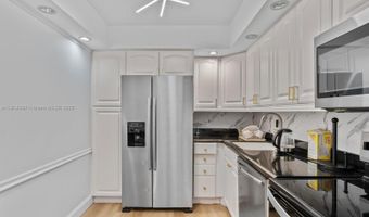 20335 W Country Club Dr 1608, Aventura, FL 33180