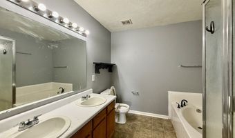 6903 Governors Pointe Blvd, Indianapolis, IN 46217