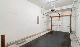 17 Breeze Ter, Barnegat, NJ 08005
