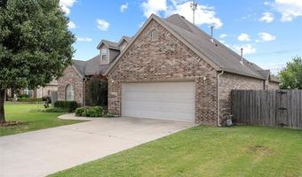 2711 Churchill Dr, Bartlesville, OK 74006