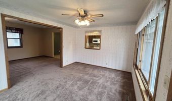 1614 Gateway Dr, Albert Lea, MN 56007