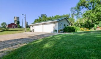 919 Genes Rd SE, Alexandria, MN 56308