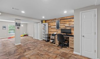 24 Hickory Ct, Arnold, MO 63010