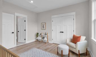 5617 23RD St N, Arlington, VA 22205