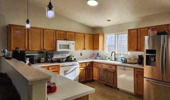 605 Nader Way, Fernley, NV 89408