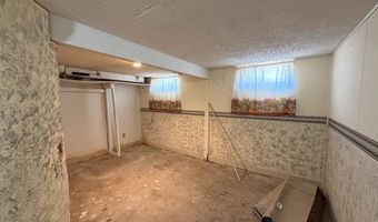 308 E 1st St, Ainsworth, NE 69210