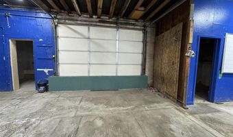 61 E Main St, Cowley, WY 82420