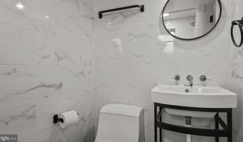 28 SWAN St, Lambertville, NJ 08530