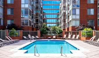 1050 N TAYLOR St 1-203, Arlington, VA 22201