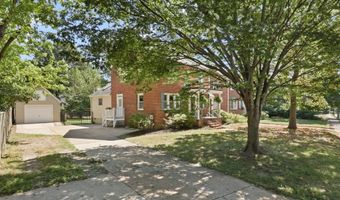2323 N BURLINGTON St, Arlington, VA 22207