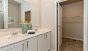 3401 Dreusicke Dr, Coralville, IA 52241