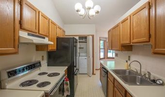 8507 Pineview Lake Dr, Argentine, MI 48451